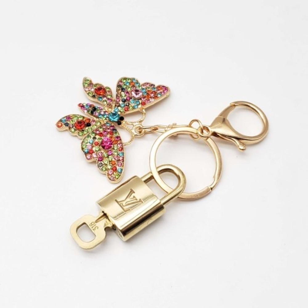 Louis Vuitton Gold Lock 🔒 Authentic LV Key + Unbranded Butterfly Bag Charm - Picture 5 of 9